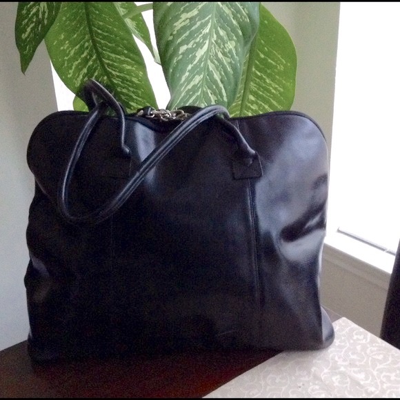Other - 🎉SALE🎉Black Italian Leather Extra Lg. Carry On